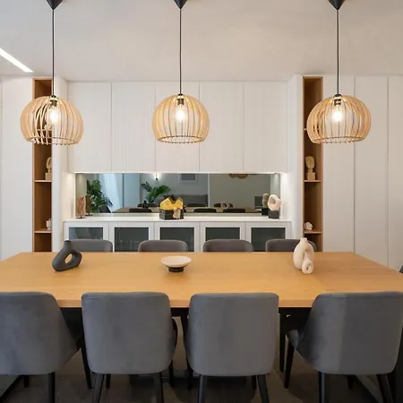 Kolonaki Upscale 4 Bedroom Luxury *