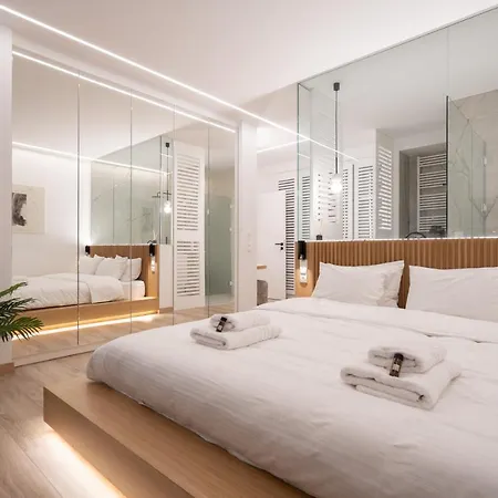 Kolonaki Upscale 4 Bedroom Luxury *
