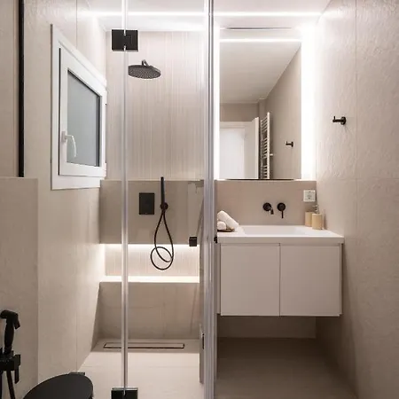 Kolonaki Upscale 4 Bedroom Luxury *
