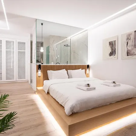Kolonaki Upscale 4 Bedroom Luxury Athens