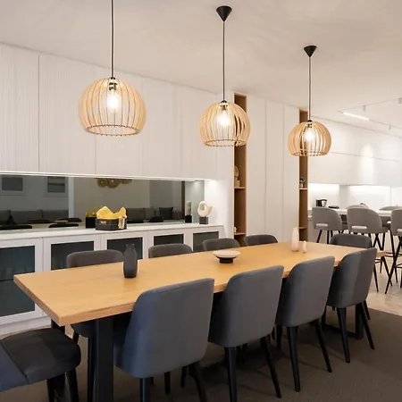 Kolonaki Upscale 4 Bedroom Luxury Athens