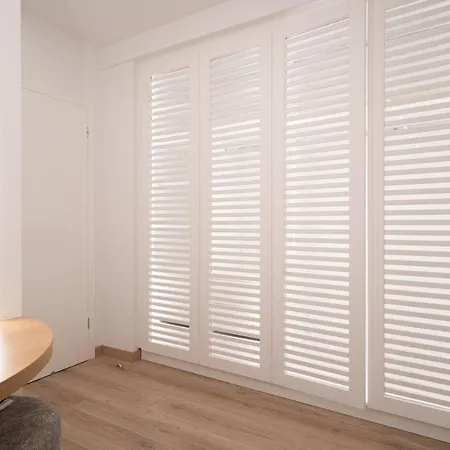 Kolonaki Upscale 4 Bedroom Luxury Athens