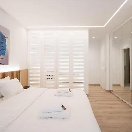 Kolonaki Upscale 4 Bedroom Luxury Apartment