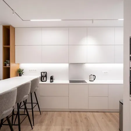 Kolonaki Upscale 4 Bedroom Luxury * Athens